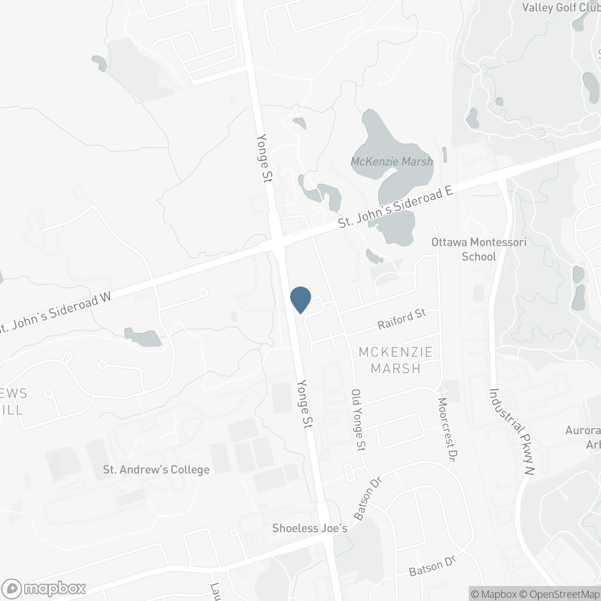 563 TARA HILL CIRCLE, Aurora, Ontario L4G 6G9